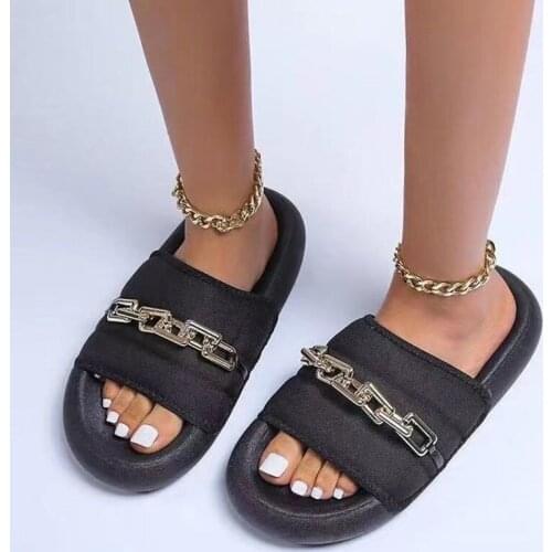 Summer New Round Head Thick Bottom Slippers Oversize One Font Metal Chain Soft Bottom Chain Woman Fashion Casual