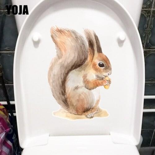 YOJA 16×23.8CM Hand Drawn Squirrel Living Room Wall Decor Cartoon Toilet Sticker WC Accessories T1-2746