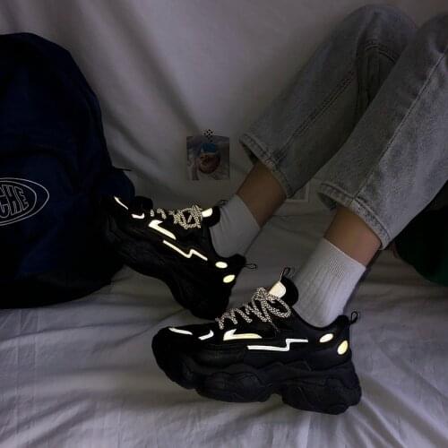 Fashion Spring Reflective Black Platform Sneakers Women Shoes Korean White Chunky Sneakers Leather Vulcanize Shoes Woman 2021