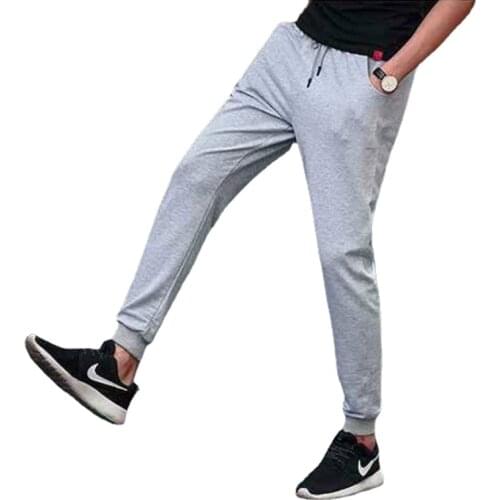 2021 Spring and Autumn New Mens Sports Pants Leisure Running Exercise Fitness Training Trousers Guard Pants Sweatpants for Men
