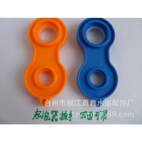 Sprayer universal wrench faucet outlet wrench disassembly repair cleaning tools are available on all sides