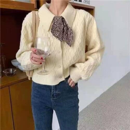 Sweater ladies 2021 new loose fashion Korean temperament casual retro knitted sweater women Western style all-match