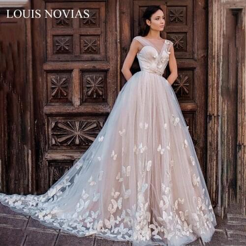 Louis Novias Light Wedding Dress Fairy Wedding Frocks White Lvory Beach Backless Appliques Bow Chiffon with Embroidery