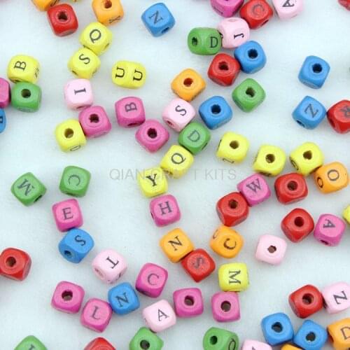 600pcs Square Wood wooden Alphabet Letter Beads Paiting Beads 8mm with 1.5mm hole pendants DIY for