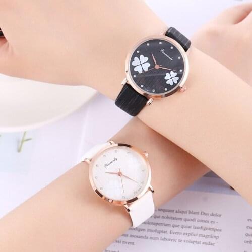 Korean Version Ladies Casual Fashion Clover Student Belt Quartz Watch