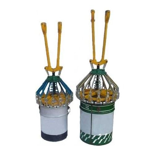 International universal standards of 18L/20L packaging barrels capping clamp coating metal barrels of manual sealing machine