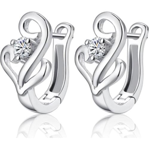 Atmospheric high-end personality fashion temperament wild music chapter female silver plated ear rings YE051