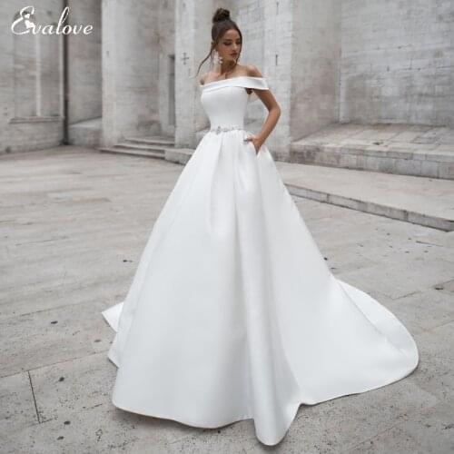 EVALOVE Romantic Boat Neck Lace Up Customized A-Line Wedding Dress Luxury Crystal Sashes Satin Court Train Vintage Bridal Gown