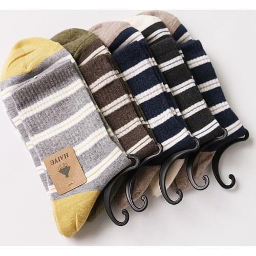 2018 New sports and leisure High-end Atmosphere Fashion tube Striped Cotton Mens socks a pair of 5 pairs