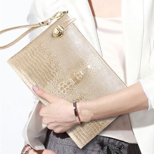 MuLing Women's Clutches On A Chain