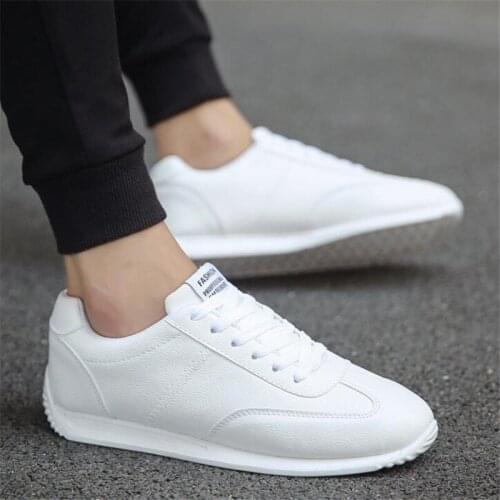 Womens Sports Shoes Feature Soft Outsole Breath Dance Shoes Girls Modern Sneakers Ladies/Mens Couple White Shoes Size EU34-44