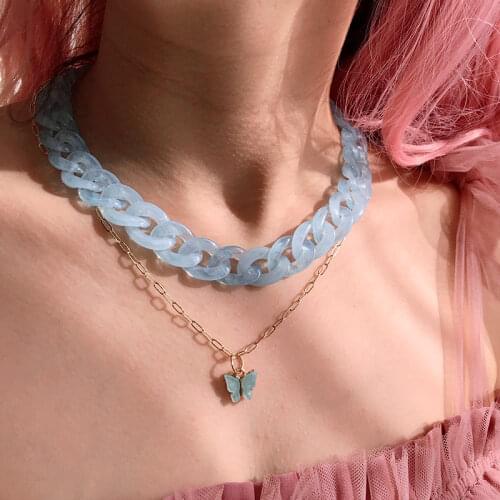 JUST FEEL Trendy New Multilayer Butterfly Pendant Necklace Fashion Acrylic Resin Wide Flat Chain Choker Necklace Women Jewelry