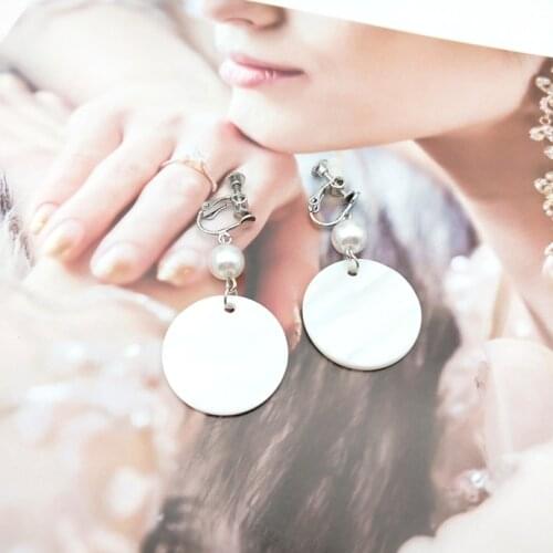 Korean Temperament Simple Shell Pearl Earrings Round Ear Clips Without Piercing Earring No Ear Hole Ear Cuff