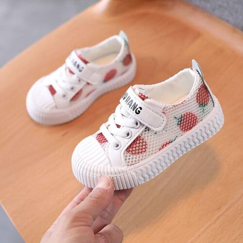 2021 Childrens new breathable cartoon Fruit design girl non-slip soft-soled casual Shoes sports Shoes Student mesh flat shoes