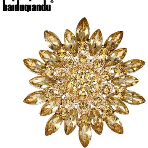 Baiduqiandu Brand Classic Crystal Rhinestones Big Daisy Flower Brooches for Women Coat or Wedding Bouquets