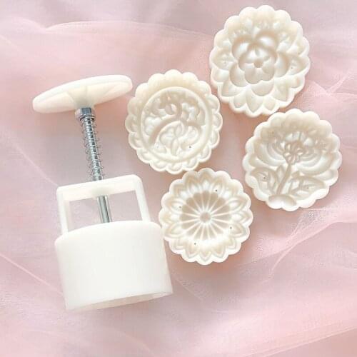 Hand-Pressure Moon Cake Mould Exquisite Blossom Mode Pattern Mid-Autumn Festival Hand-Pressure Moon Cake Mould Durable new