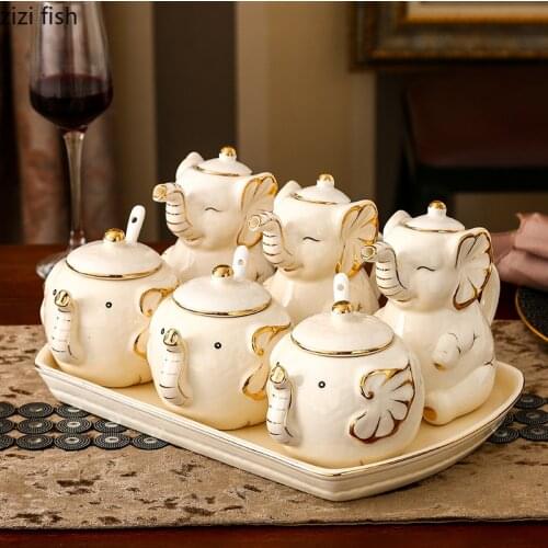 Elephant ceramic Spice bottles Spice Jar Seasoning Box Kitchen Spice Storage Bottle Jars Salt Pepper Cumin Powder Spice bottles