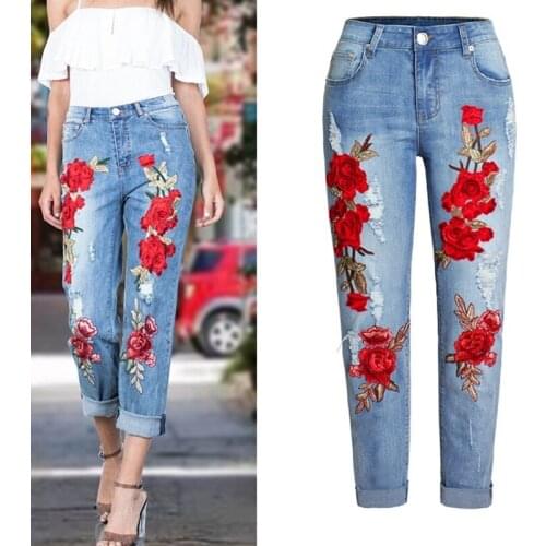 Mom jeans embroidered denim pants trousers boyfriend jeans for women Chinese style rose ladies jeans female 2018 new DD1530