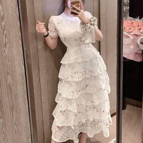 Fashion Runway Summer Dress Elegant Flower Embroidery Layered Ruffles Bohemia Casual holiday Short Sleeve Lace Party Dresses