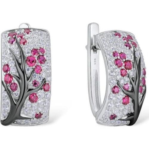 MENGYI Fashion Creative Plum Blossom Clip Earrings Womens Wedding Hoop Earrings Retro Two Color Earrings Party Jewelry