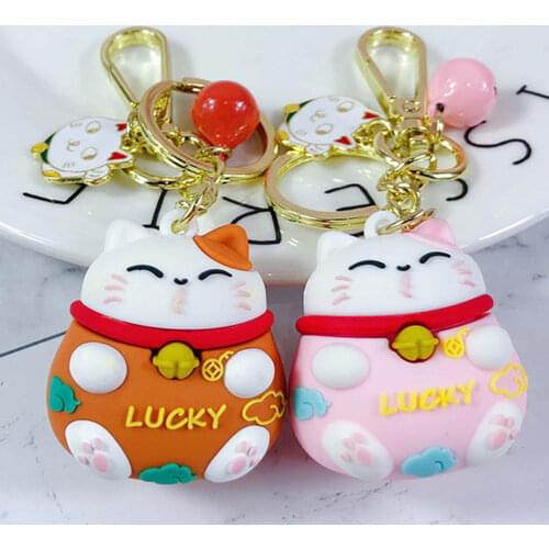 Creative Cartoon Epoxy Lucky Cat Keychain Pendant Cute For Men and Women Car Key Chain Bag Pendant Decoration Accessories