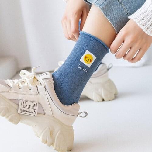 1 Pair Autumn Winter Cute Crimping Cotton Socks Letter Hand Smiley Creative Printed Women Socks Casual Soft Solid Color Socks