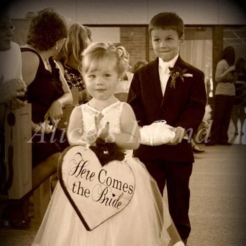 Two-side different print here comes the bride Rustic Wedding wooden wedding signs wedding flower girl signs decoration mariage