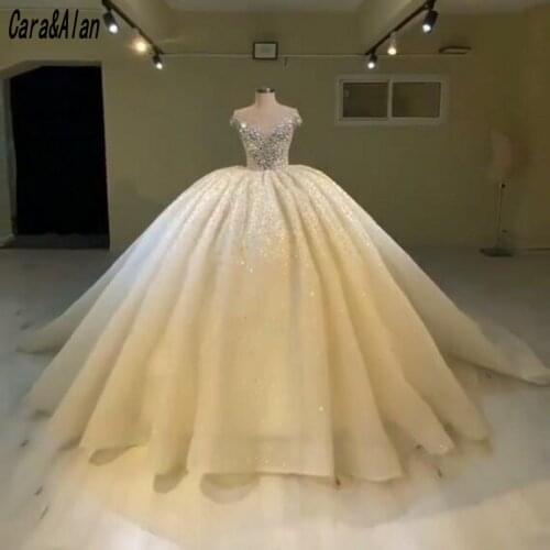 Luxury Robe De Soirée De Mariage Ball Gown Wedding Dress 2021 Sheer Neck Arabic Dubai Bridal Gowns Crystal France Bride Wear