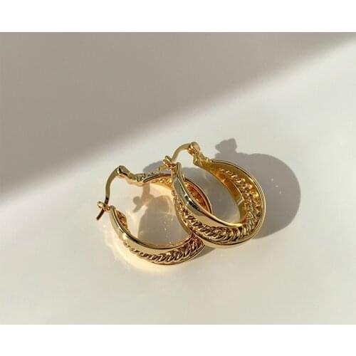 SRCOI New Round Circles Huggies Hoop Earrings Gold Color Irregular Geometric Twist Circle Texture Hoops Jewelry Wholesale 2021