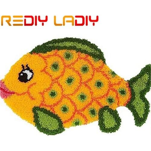 Latch Hook Rug Kits Yellow & Green Fish Crocheting Carpet Rug 100% Acrylic Yarn Cushion Mat DIY Carpet Rug Crochet Arts & Crafts