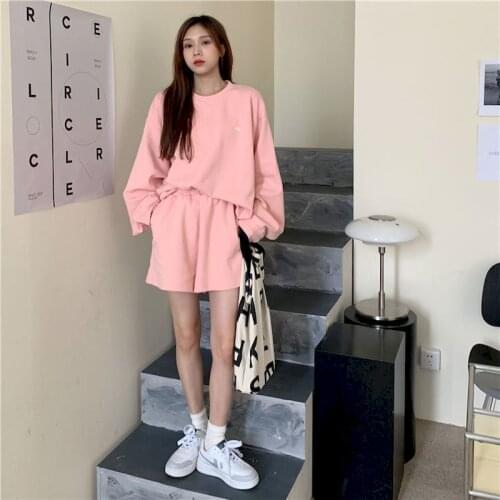 Womens Pullover Suits Sports Casual Suits 2021 New Autumn Thin Pullover Coat Jacket Shorts Two Piece Set Long Sleeve T Shirt Set