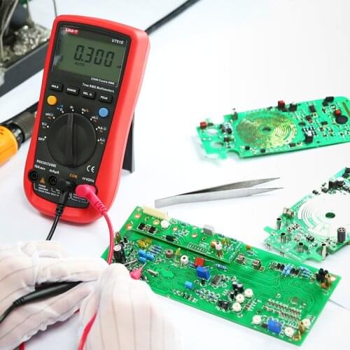 UNI-T UT61E Digital Multimeter auto range true RMS Peak value RS232 REL AC/DC amperemeter uni t UT 61E multimeter