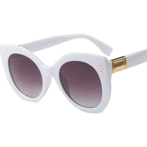 Veshion Lady Cat Eye Round Sunglasses For Women Shiny Rivet Brand Glasses Designer Fashion Female Shades