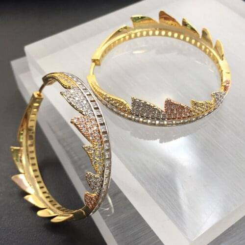 Lanyika Fashion Jewelry Luxury Crown Big Ear Loops Micro Plated Wedding Banquet Earrings Nobility Bridal Daily Best Gift