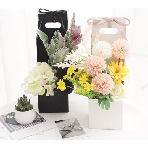 Portable Flower Box Paper Gift Packaging Box Wedding Home Florist Accessories Gift Bags Rose Arrangement Box Desktop Decorations