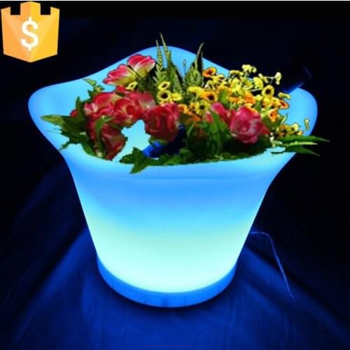 L32*W32*H27.2cm Glowing light up LED flower pot color changeable RGB Colors LED Planters Pot led vase decoration Garden 4pcs/Lot