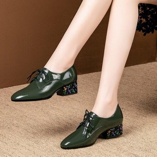 Osunlina Womans Pumps Round Toe Dark Green Patent Leather Lace Up 4cm High Square Crystal Heels Big Size 34-42 Work Shoes A231
