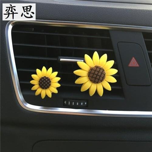 A pair Lovely sunflowers Perfume clamp for automobile air conditioner Ornaments Car perfume Sunflower air freshener