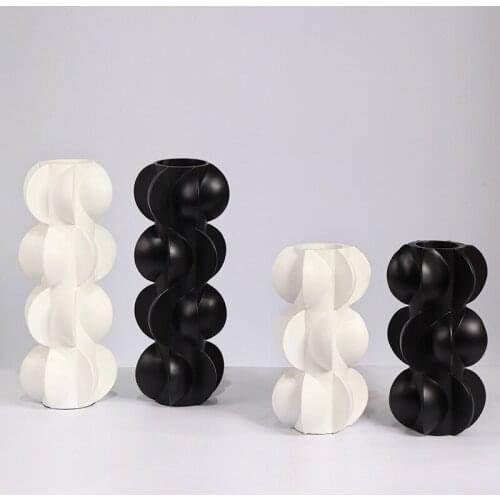Modern Nordic Black and White Onion Twist Shape Candle Holder Vase Decoration Home Model Room Soft Decoration Supplies