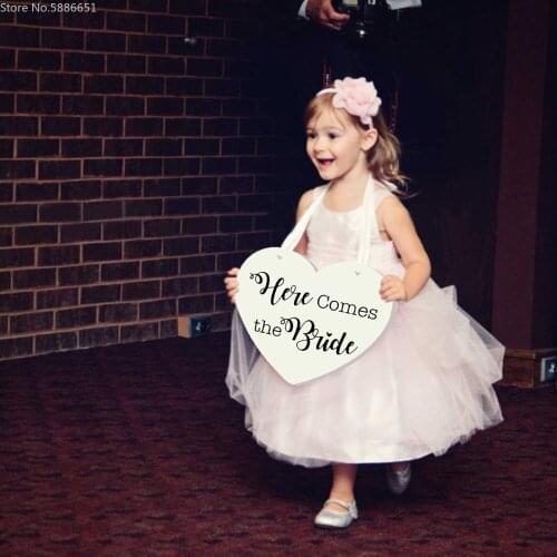 Custom White Heart-shaped Flower Child Guide Bride Came To The Filer Girl Dress Up Sign Outside Wedding decorate