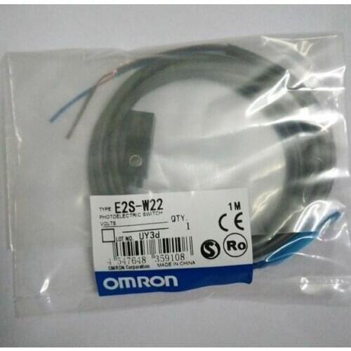 OMRON E2S-W22 NEW IN BOX #exp