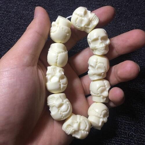 White carved skull bracelet Modern sculpture crafts made of natural materials Fashion figurines Gift box packaging