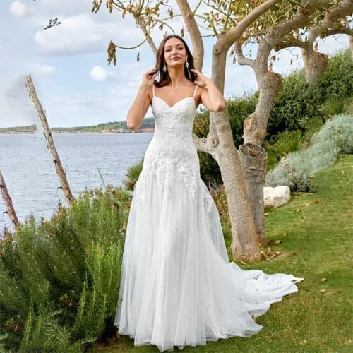 Bohemian Sheath Beach Wedding Dress 2021 Spaghetti Straps Lace Custom Made Robe De Mariee Tulle Elegant Bridal Gowns