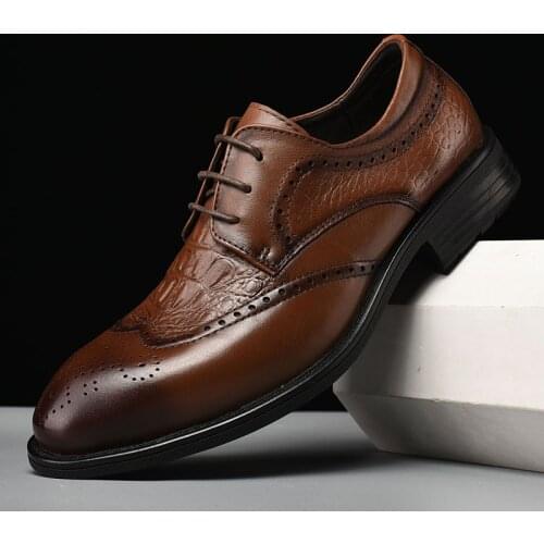 Genuine Leather Men Classic Brogue Shoes Male Vintage Business Design Office Footwear Men Oxfords Brand Luxury Man Casual Shoes