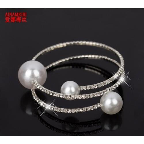 AINAMEISI Beaded Bracelets