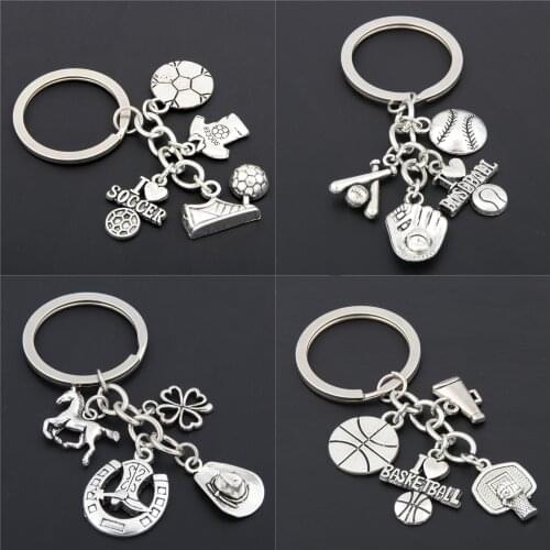 1PC I Love Football/Basketball/Baseball With Soccer Shoes Keychains For Car Purse Bag Cowboy Gift Clover Charms Keyrings