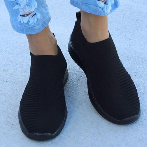 Women Shoes Plus Size 43 Women Vulcanize Shoes Fashion Slip On Sock Shoes Female Mesh White Sneakers Flat Casual 2021