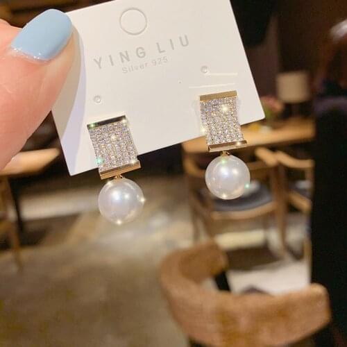 Origin Summer Exquisite Simulation Pearl Dangle Earring for Women Gold Color Rhinestone Metallic Earring Jewellery Pendientes