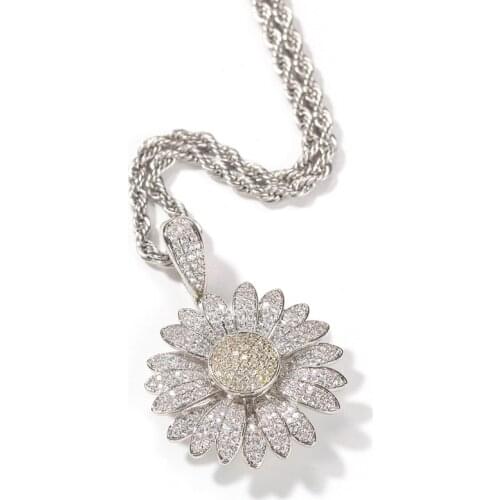 Iced Out Rotatable Sunflower Necklace Micro Pave Cubic Zircon Custom Silver Gold Daisy Pendant Hip Hop Jewelry Diamond Necklaces