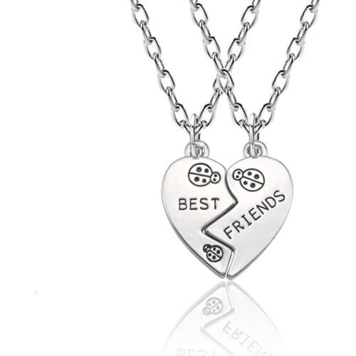 2 pcs/set Charm Carved Broken Heart Best Friends Pendant Necklaces for Girls BFF Silver Color Couple Drop Necklaces Jewelry Gift